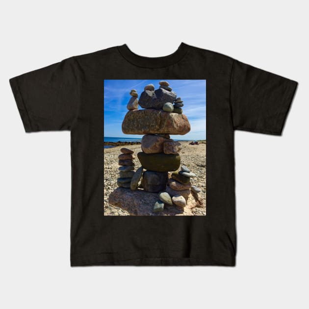 Amazing Rock cairns at the Cape Kids T-Shirt by Dillyzip1202